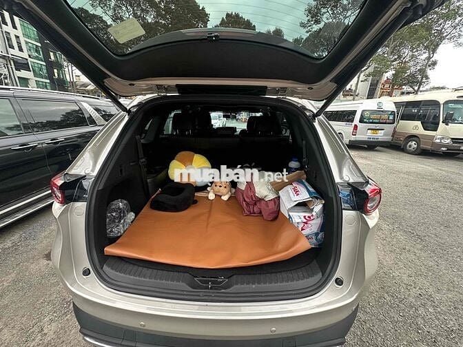 Mazda CX-8 2024 Luxury Vàng cát 4100km