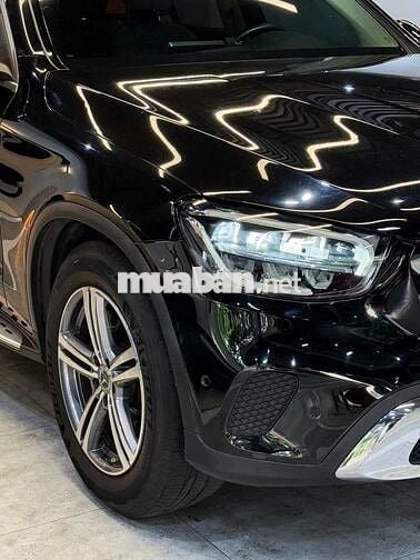 Mercedes-Benz GLC200 2021