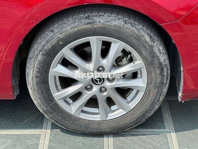 2020 Sedan 1.5L Luxury - 21000 km