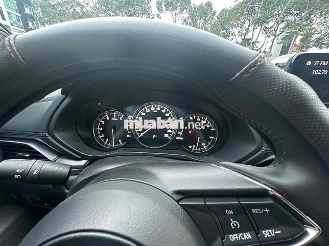 Mazda CX-8 2024 Luxury Vàng cát 4100km