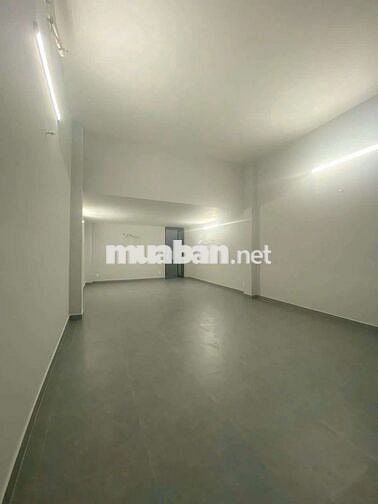 Nhà mới cho thuê 100m2 có 2pn, 1/ Trường Chinh. Hẻm xe tải