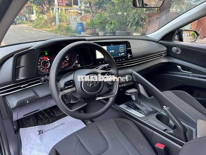 Hyundai Elantra 1.6AT 2022 Đen Chạy Lướt Như Mới