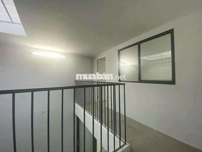 Nhà mới cho thuê 100m2 có 2pn, 1/ Trường Chinh. Hẻm xe tải