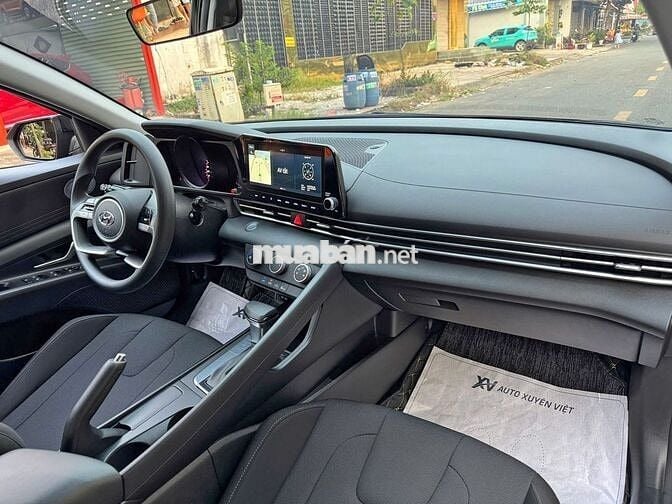 Hyundai Elantra 1.6AT 2022 Đen Chạy Lướt Như Mới