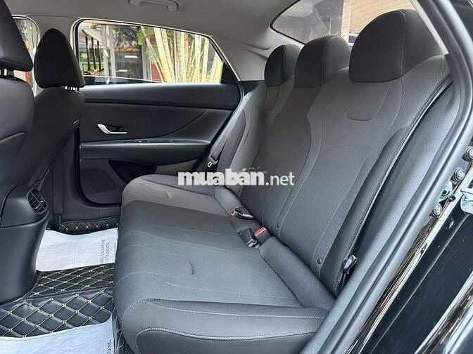 Hyundai Elantra 1.6AT 2022 Đen Chạy Lướt Như Mới