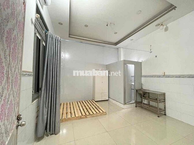 phòng chính chủ cho thê 2,5tr ko chung chủ giờ giấc tự do