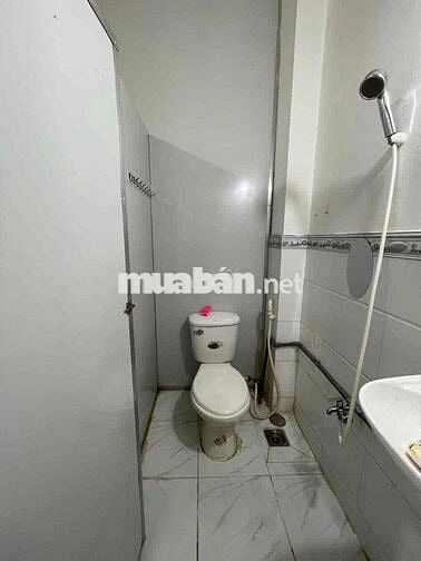 phòng chính chủ cho thê 2,5tr ko chung chủ giờ giấc tự do