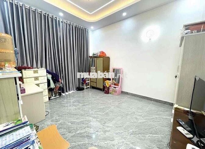 QUẬN 10 - LÊ HỒNG PHONG 45M2 - Ô TÔ NGỦ NHÀ HẺM 6M NHỈNH 10 TỶ .