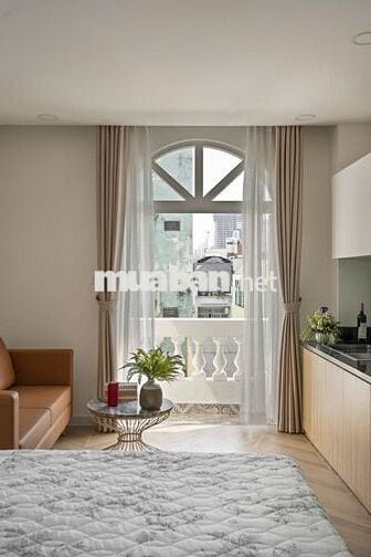 CHO THUÊ CĂN HỘ BAN CÔNG FULL NỘI THẤT THANG MÁY NGAY BỜ KÈ HOÀNG SA