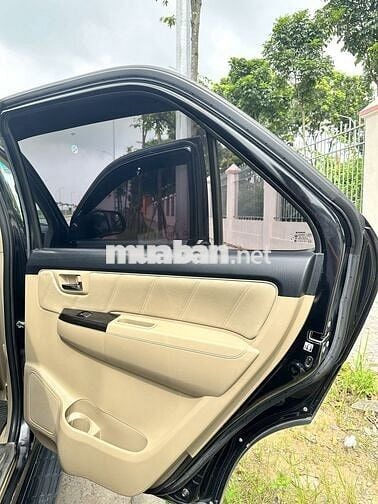 Toyota Fortuner 2015 2.7V 4x2 - 102000 km