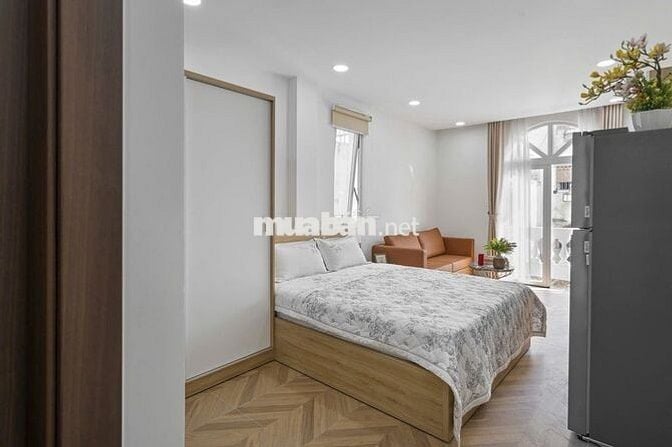 CHO THUÊ CĂN HỘ BAN CÔNG FULL NỘI THẤT THANG MÁY NGAY BỜ KÈ HOÀNG SA