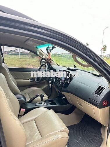 Toyota Fortuner 2015 2.7V 4x2 - 102000 km