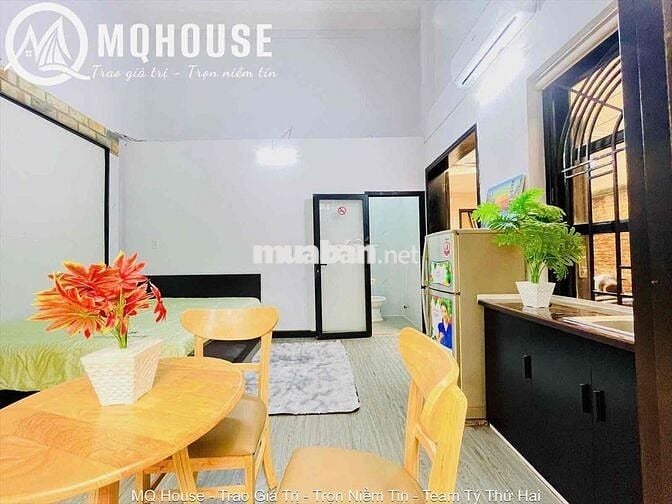 Cho thuê phòng cửa sổ trời ở Nguyễn Trung Ngạn Q1 gần Cầu Ba Son