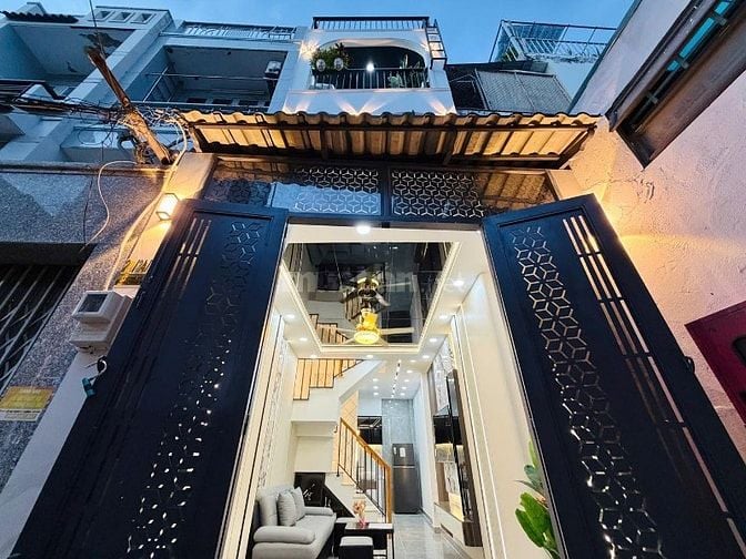 Cần bán nhà gấp đ.Hà Huy Giáp P.Thạnh Xuân Q.12 giá chỉ 1 tỷ950tr/58m2