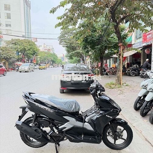Bán xe AirBlade 125 mẫu 4val.