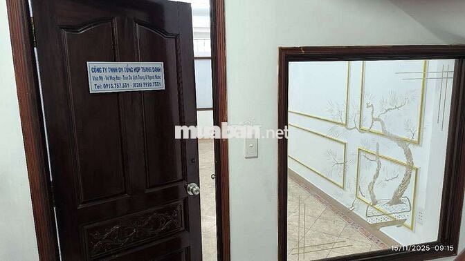 Cho thuê nhà nguyên căn mặt tiền Quận 1.