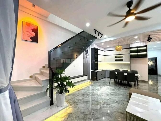  Cần bán nhà đường Huỳnh Văn Nghệ P.15 Q.Bình Thạnh giá chỉ 2 tỷ 250tr