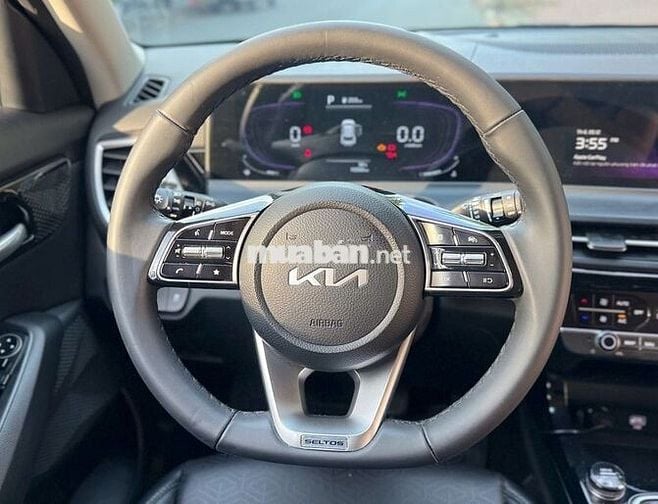 KIA Seltos Luxury 2025 Titan 10000 km