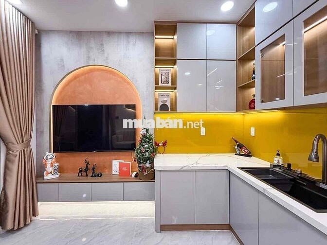 🏡 NGAY NGÃ TƯ HÀNG XANH – NHÀ ĐẸP 3 TẦNG – HXH VF3 – FULL NỘI THẤT