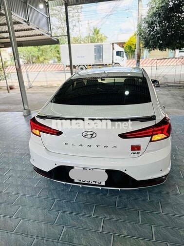 Hyundai Elantra 2022 2.0 AT Cao cấp