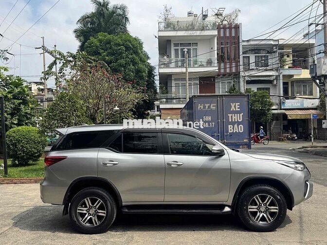 Toyota Fortuner 2017 2.4G 4x2 - 130000 km