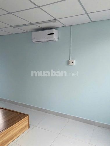 Cần bán nhà sổ hồng riêng ngang 6 dài 12.5, phường BHH B Bình Tân