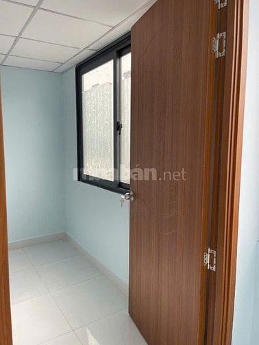 Cần bán nhà sổ hồng riêng ngang 6 dài 12.5, phường BHH B Bình Tân