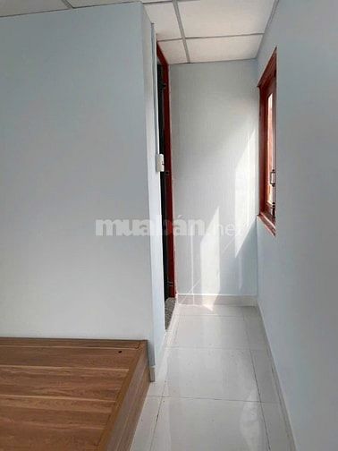 Cần bán nhà sổ hồng riêng ngang 6 dài 12.5, phường BHH B Bình Tân