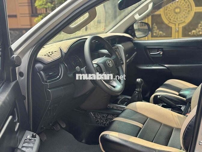 Toyota Fortuner 2017 2.4G 4x2 - 130000 km