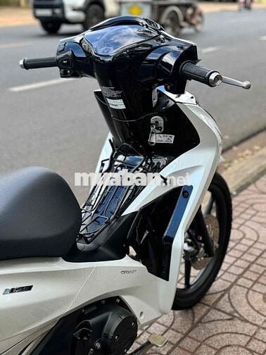 Honda Future 2025 Trắng Đen