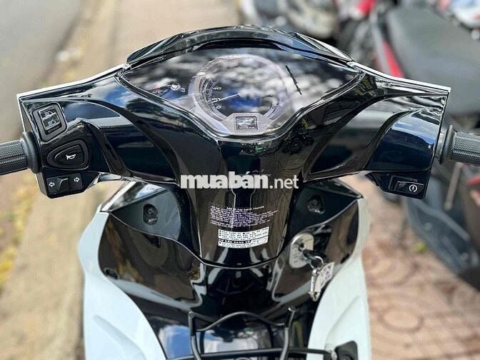 Honda Future 2025 Trắng Đen