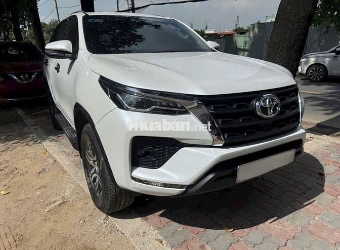 FORTUNER 2022 AT DẦU 1 CHỦ GĐ SỬ DỤNG