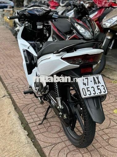 Honda Future 2025 Trắng Đen