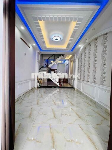 CHO THUÊ NHÀ MỚI DT 180m2 1TRỆT 2LẦU 3PN 2WC HẺM XE TẢI SÂN XE MÁY