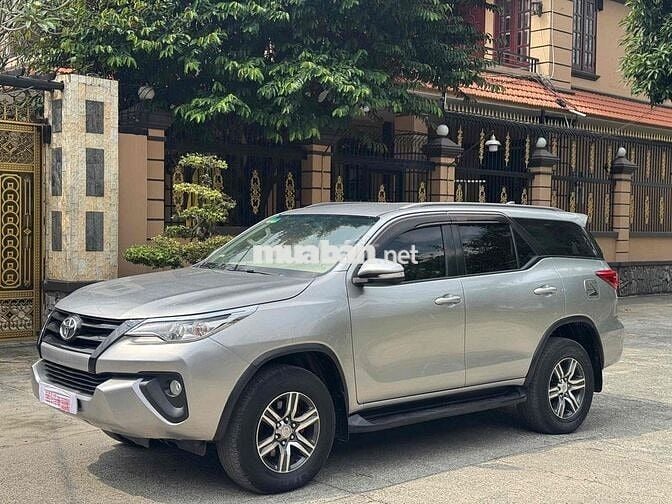 Toyota Fortuner 2017 2.4G 4x2 - 130000 km