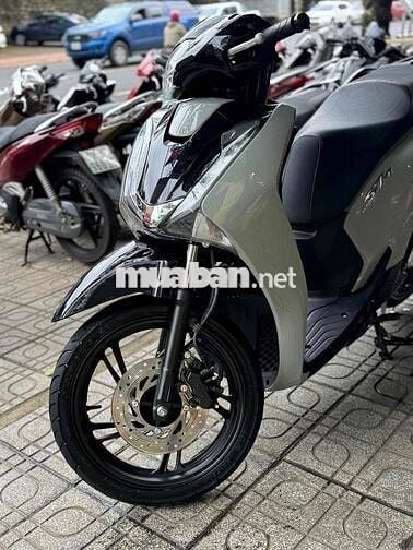 Honda SH 2018 Xám xi măng