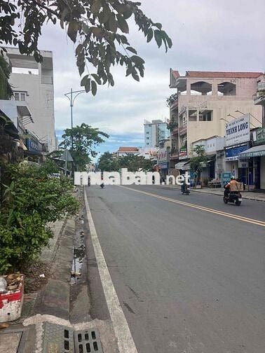 Chính chủ bán đất thổ cư gần chợ Hốc Môn