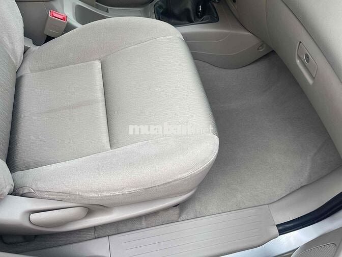 Toyota Innova 2011 G - 86836 km