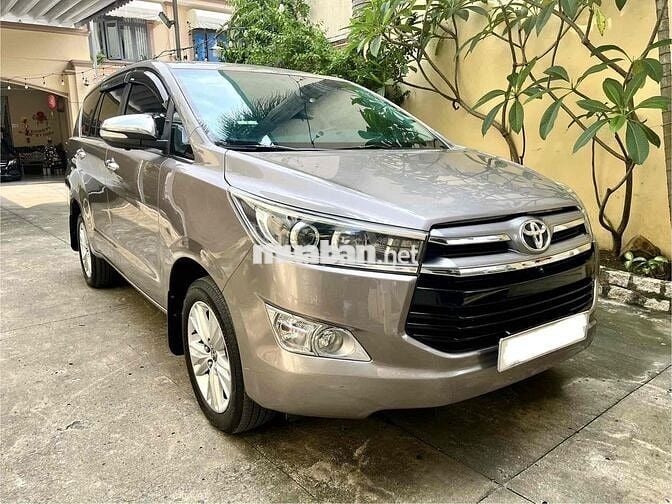 Toyota Innova 2.0V 2017. Bản cao cấp. xe rất đẹp