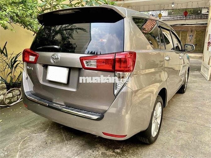 Toyota Innova 2.0V 2017. Bản cao cấp. xe rất đẹp