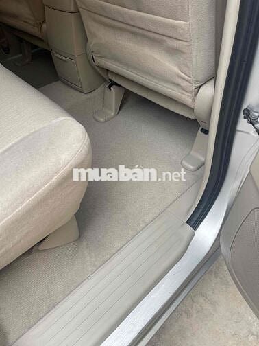 Toyota Innova 2011 G - 86836 km