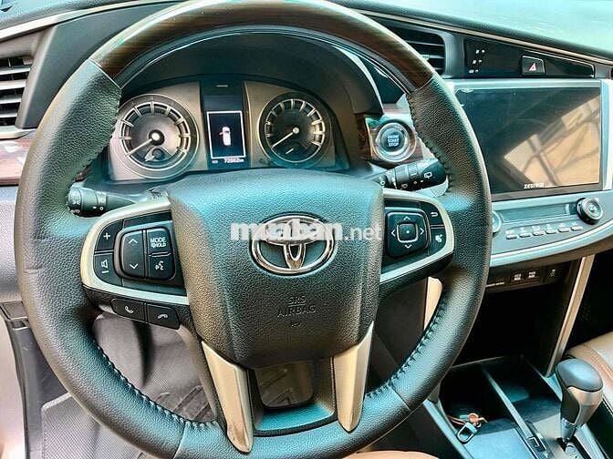 Toyota Innova 2.0V 2017. Bản cao cấp. xe rất đẹp