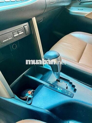 Toyota Innova 2.0V 2017. Bản cao cấp. xe rất đẹp