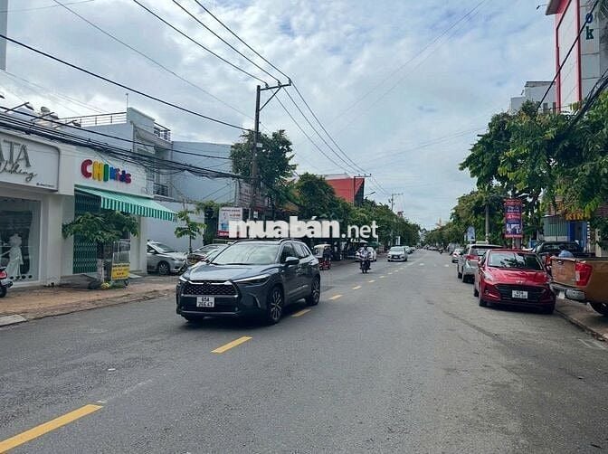 Nhà Trệt Lầu Mặt Tiền Đường Trần Ngọc Quế chỉ 7 triệu