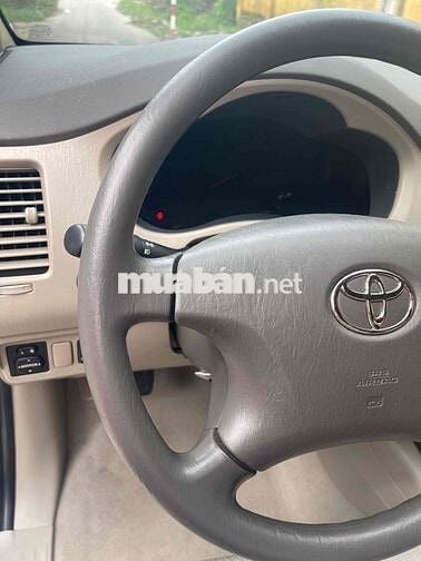 Toyota Innova 2011 G - 86836 km