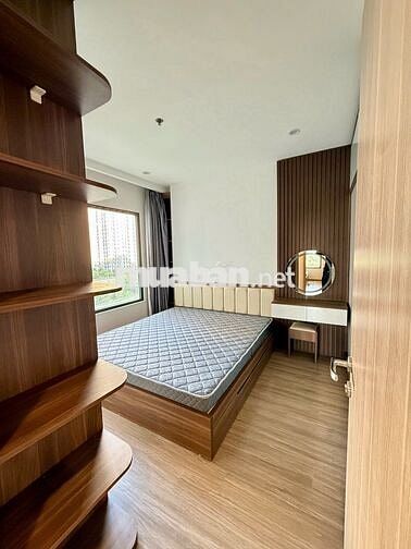 Cho thuê căn 3 phòng ngủ, căn góc đủ đồ tại VinSmart giá chỉ 12,5tr/th