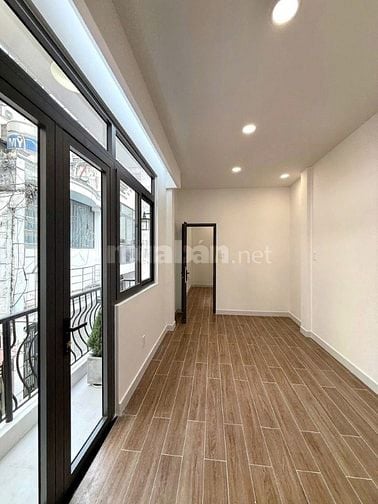 Deal ngon: Nhà Quận 12 61m², sổ riêng – giá 2 tỷ 130