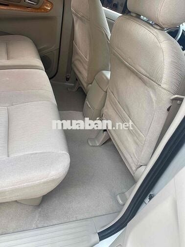 Toyota Innova 2011 G - 86836 km