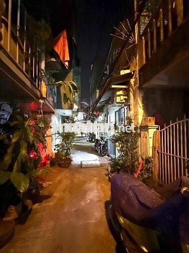 nhà ngang 7,2m dài 8m gần vòng xoay Phú Lâm Q6