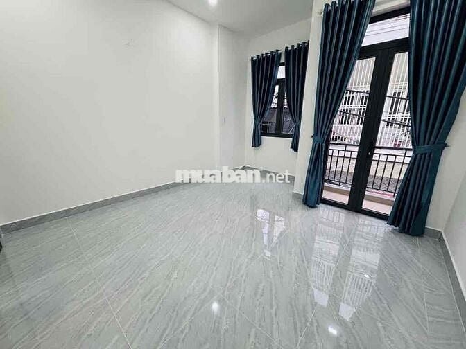 KHÔNG CÓ CĂN THỨ 2.  3 TẦNG. NGAY QUANG TRUNG GÒ VẤP. 2.99ty. CTL.